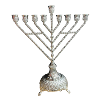 MENORAH HABAD METAL