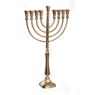 GRANDE MENORAH METAL DESIGN